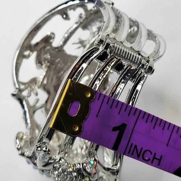 Silver Rhinestone Frog Lovers Cuff Bracelet - Picture 6 of 16